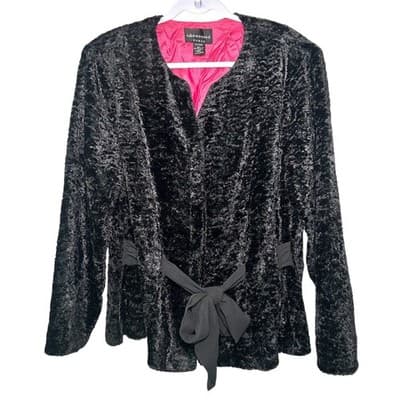 Earth Connected Woman black crushed velvet button-up belted blazer 22W