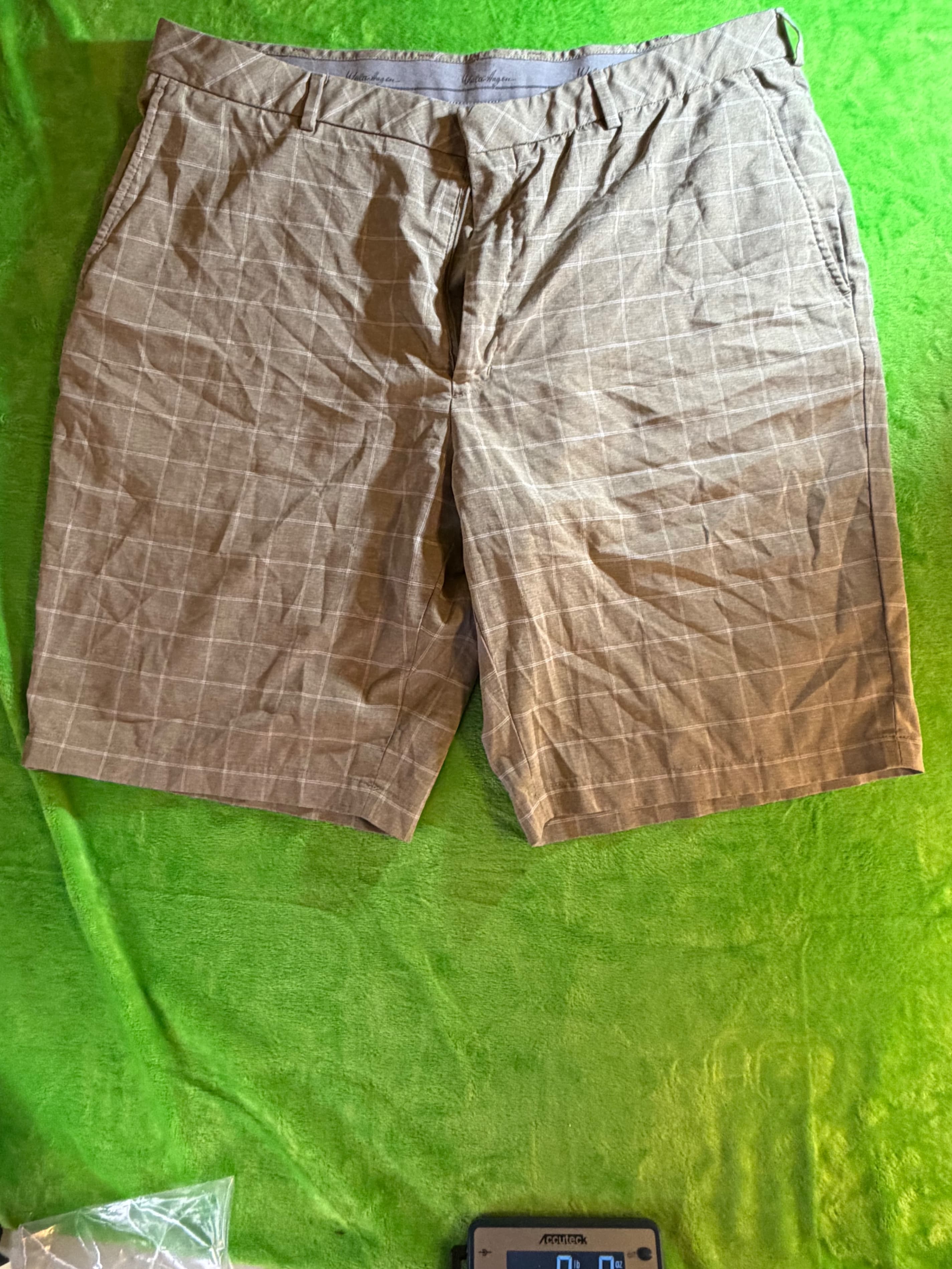 Walter Hagen Windowpane Plaid Golf Shorts Mens Sz 40 Tan