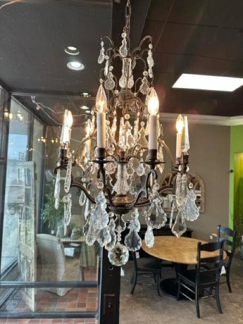 Metropolitan Lighting Patina Bronze Finish 6 Light Chandelier