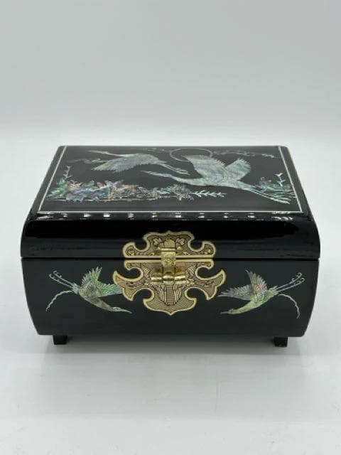 Vintage Chinese Musical Jewelry Box With Abalone Inlay