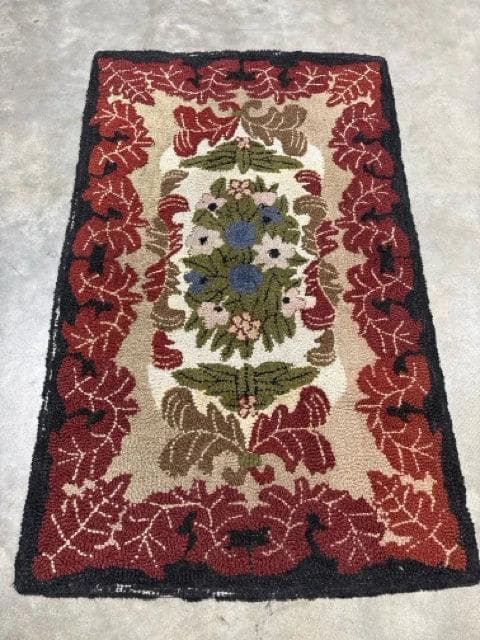 3'x5' Multicolor Looped Wool Hand Hooked Floral Rug