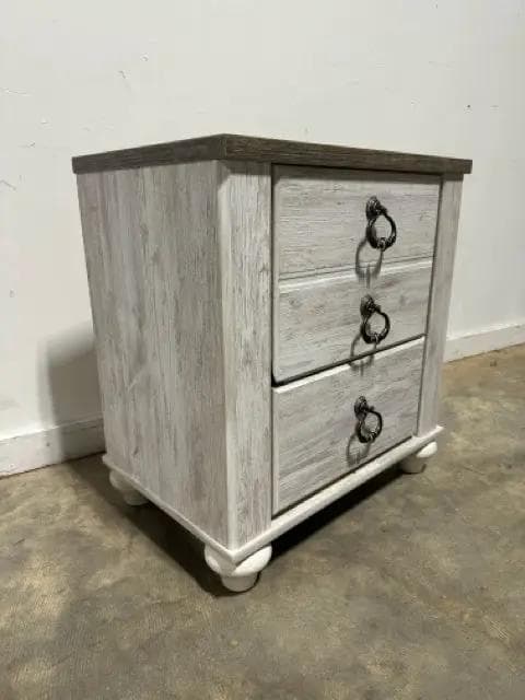 Ashley Willowton 2-Drawer Nightstand