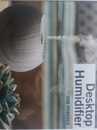 Desktop Humidifier NEW! USB Powered. Color Changing