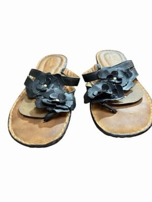 Clarks Artisan Sandals Women’s Sz 9.5M Black Leather Flower Comfort Summer