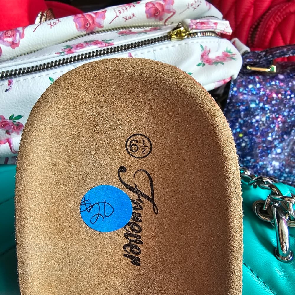 Leopard slides