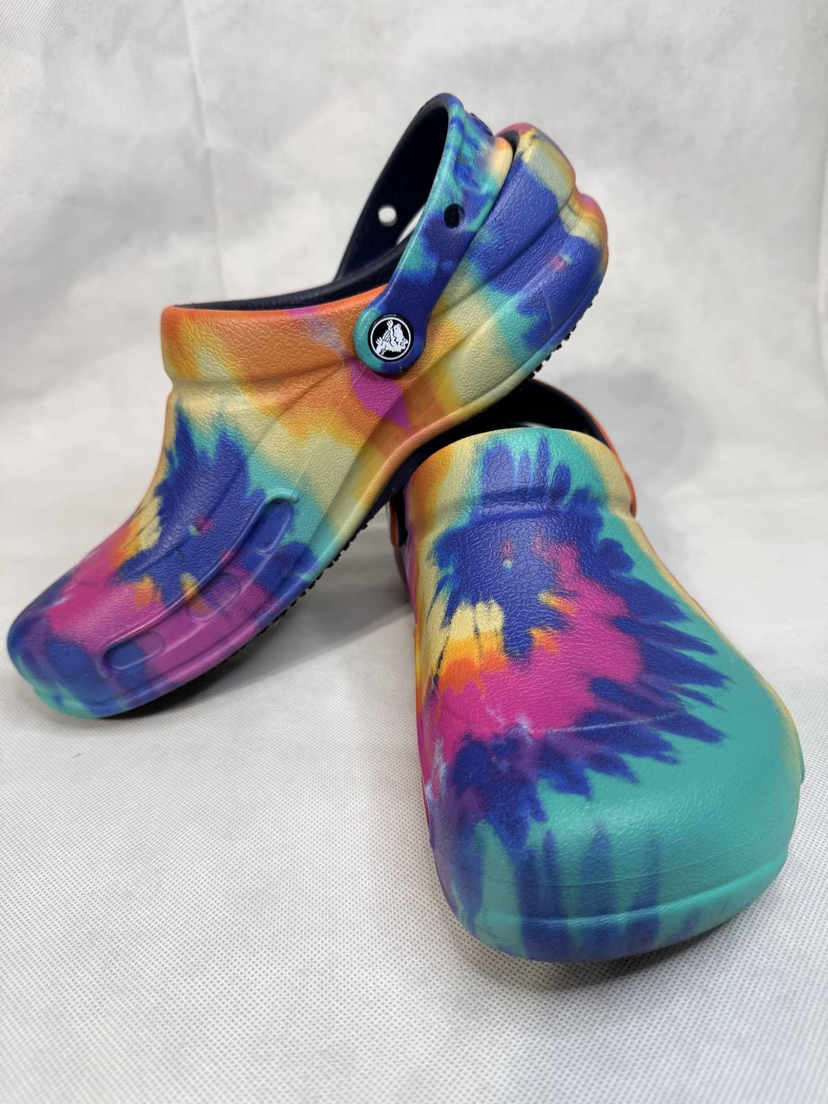 Crocs Classic Rainbow Tie Dye Graphic Clogs Unisex Women’s Size 11 Men’s Size 9