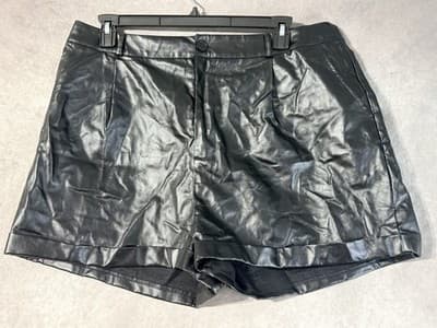 Shien Curve Black Pleather Pleated Shorts 3XL Pockets