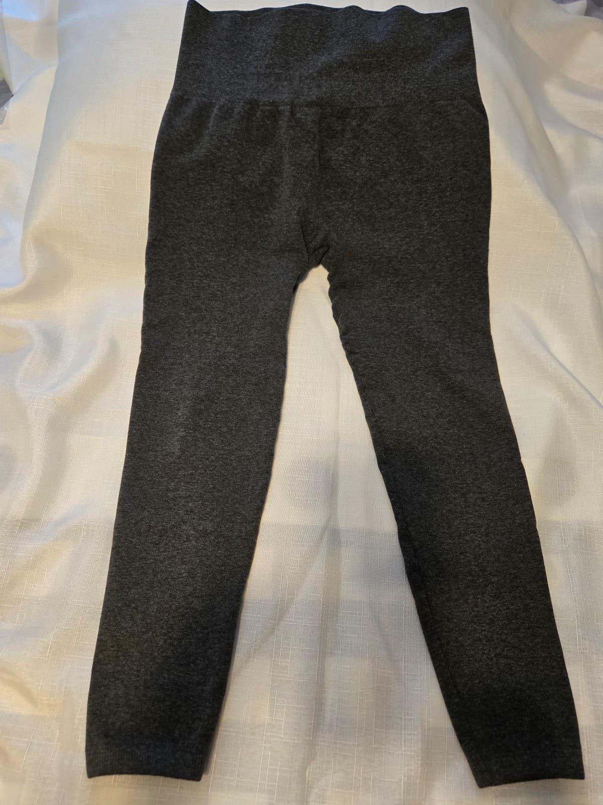 A New Day Women's High-Waisted Leggings Size L/XL, Item #1032