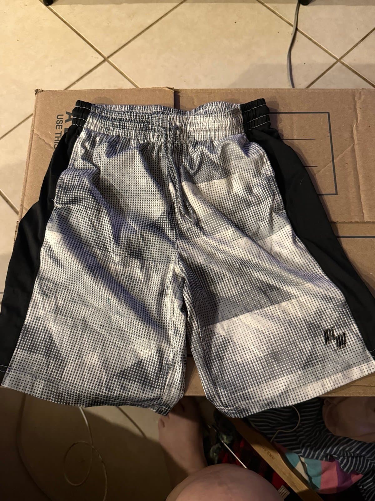 PLACE Sport Athletic Shorts M/M 7/8