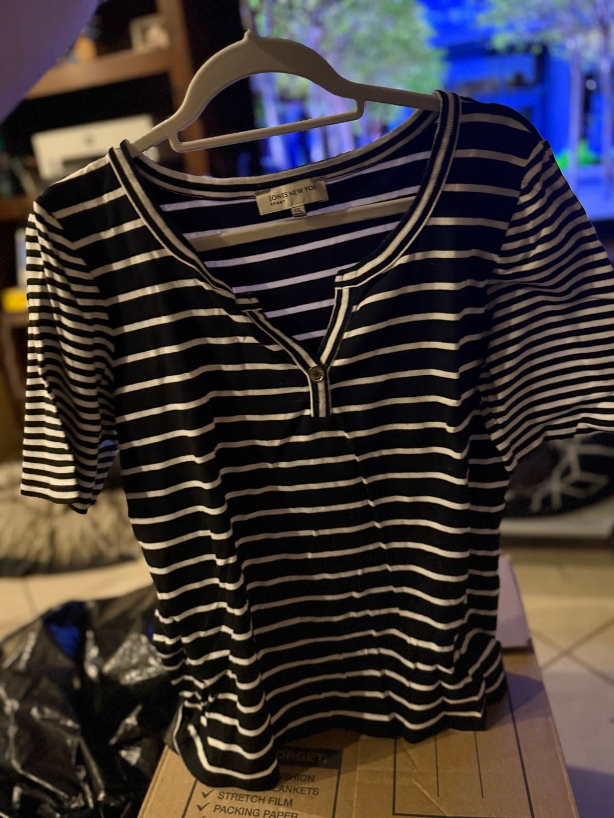 Jones New York Sport Striped Henley Top XXL