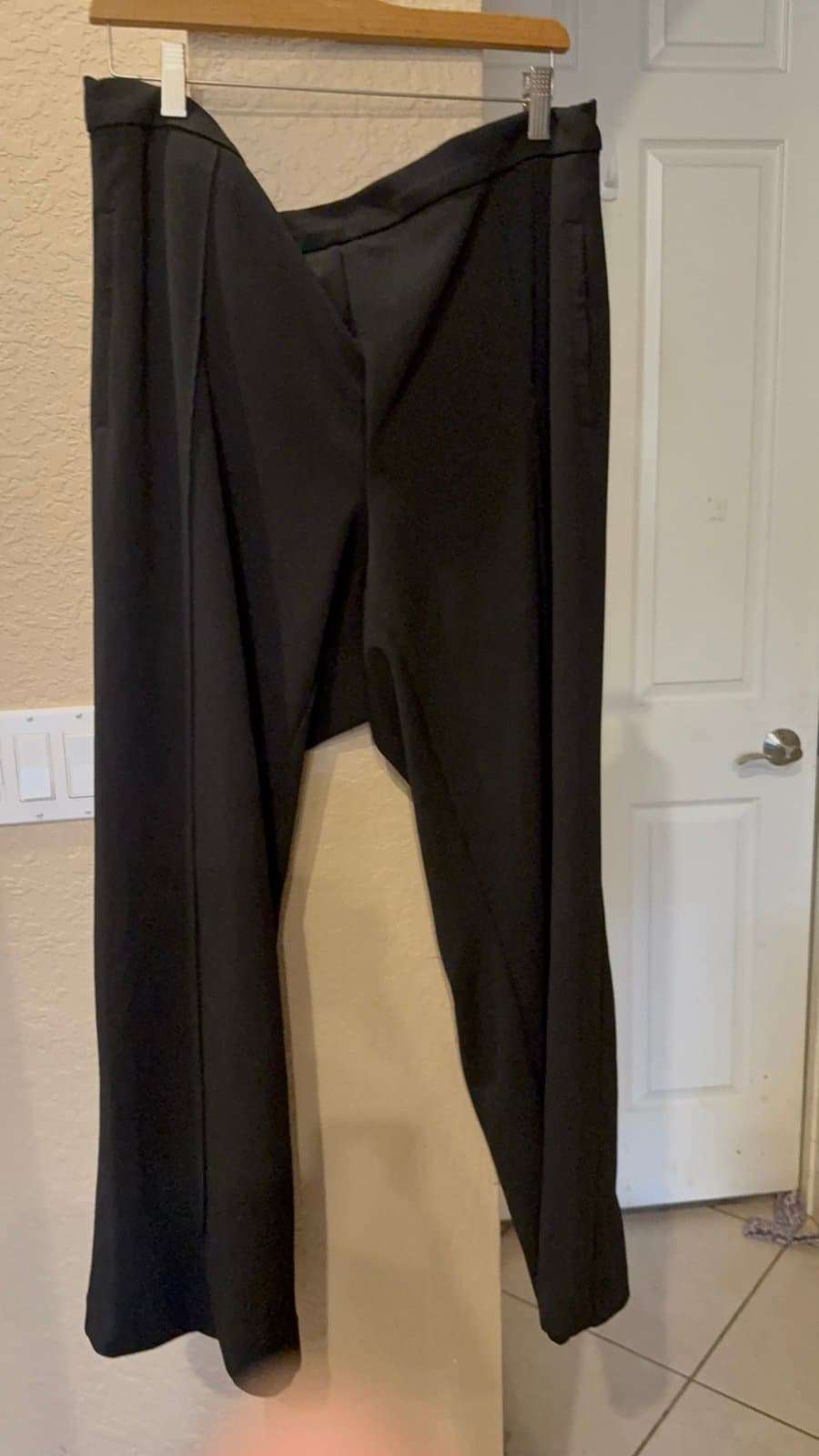 Jones & Co Jones New York Black Pants 1X