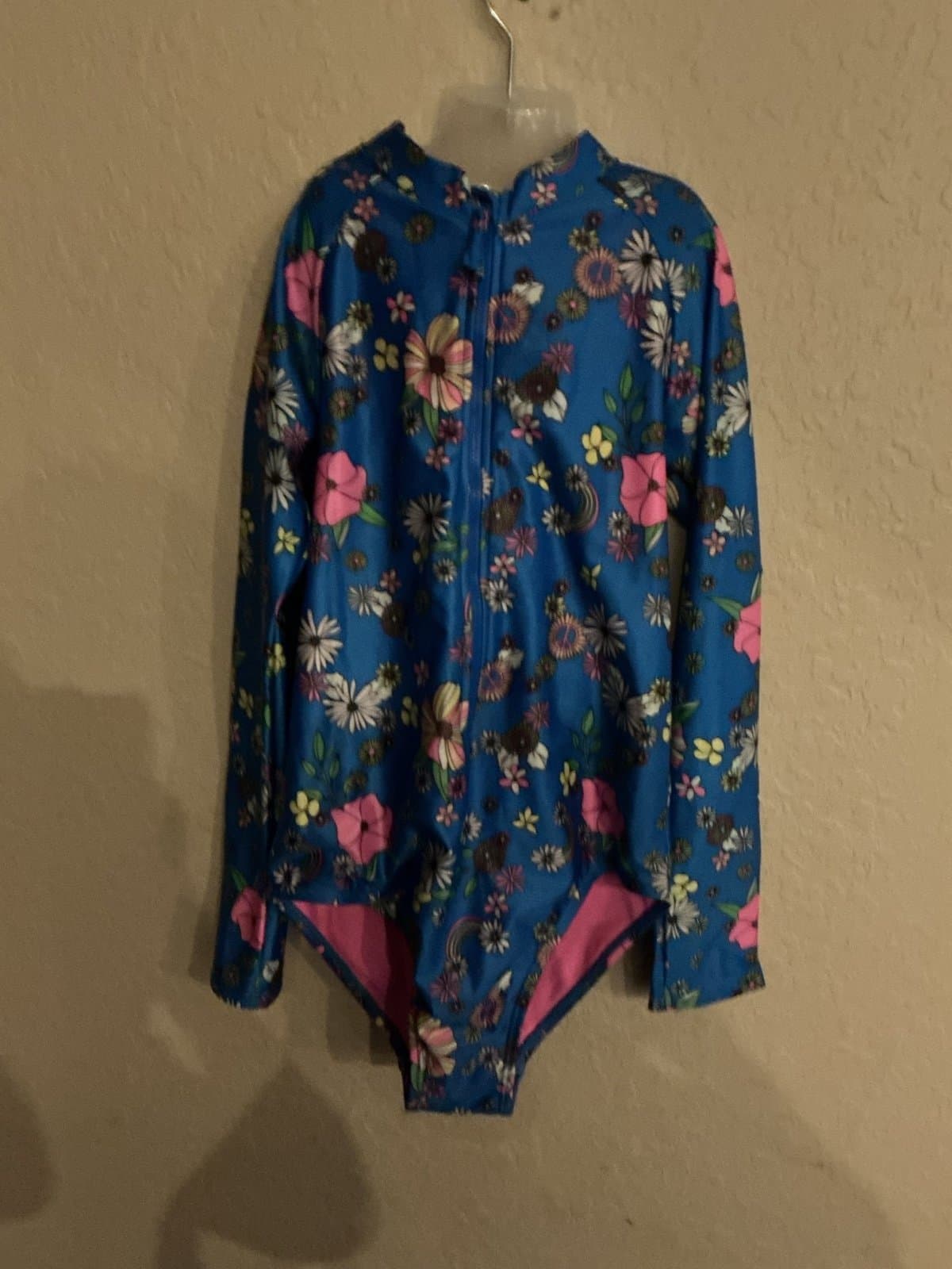 Wave Zone Blue Floral Long Sleeve Rash Guard Swimsuit L(10/12)