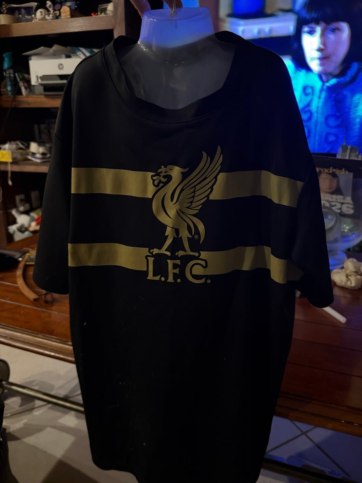 Liverpool FC LFC Black Gold T-shirt Youth Large