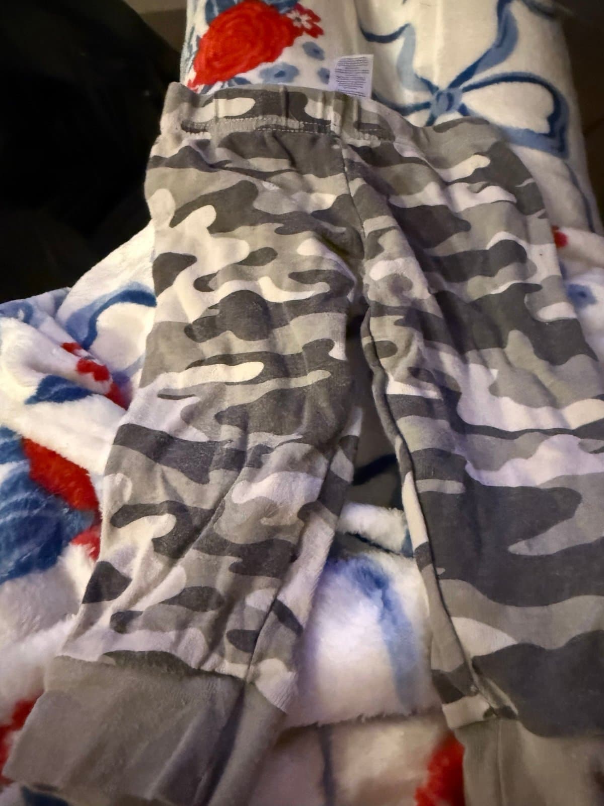 Child of Mine by Carter's camo baby pants 6-9M