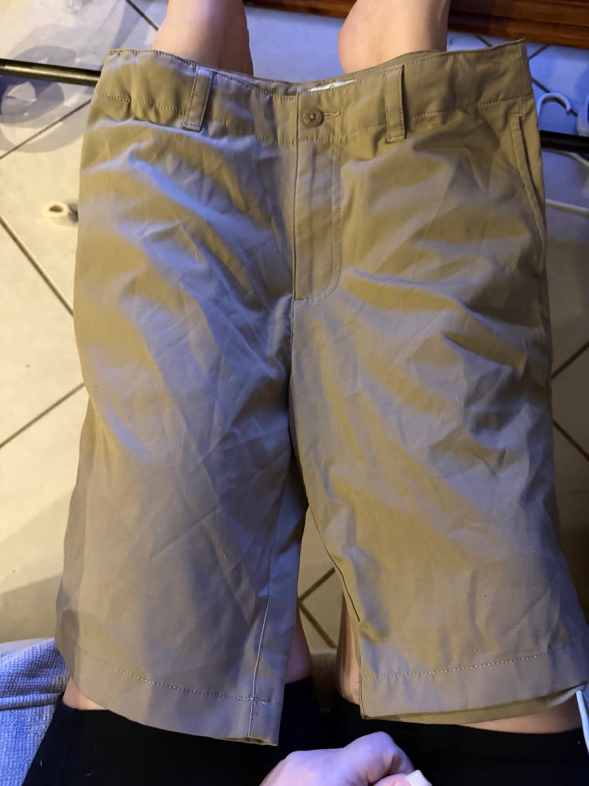 CLASS / CLUB Khaki Modern Fit Shorts Size 16