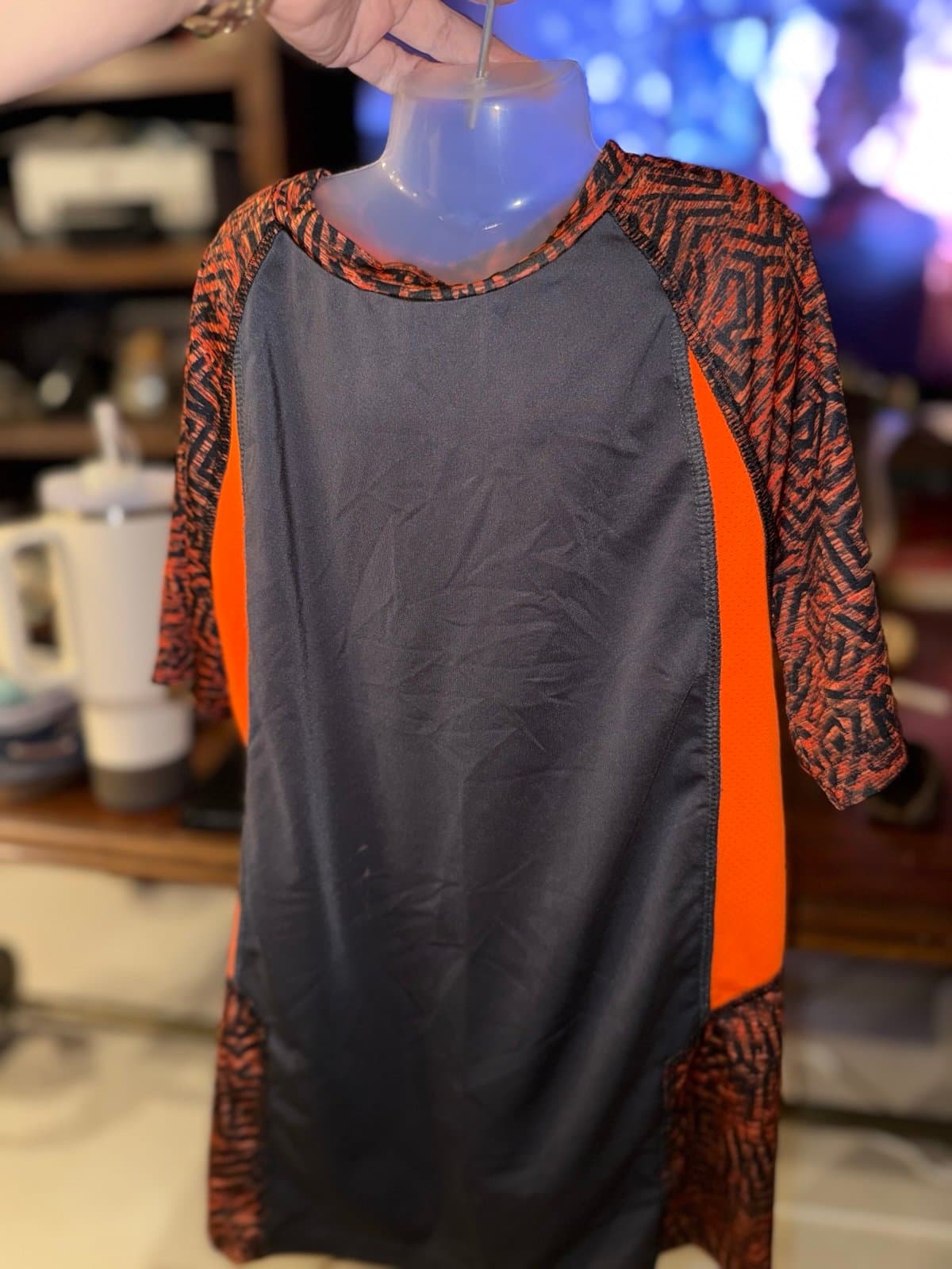 Champion Orange Black Athletic Shirt M (8-10)