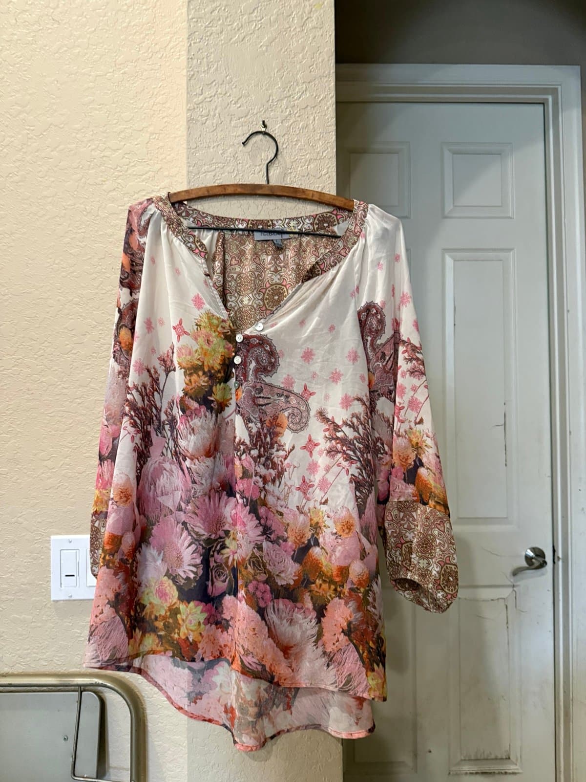 Figueroa & Flower Floral Paisley Blouse