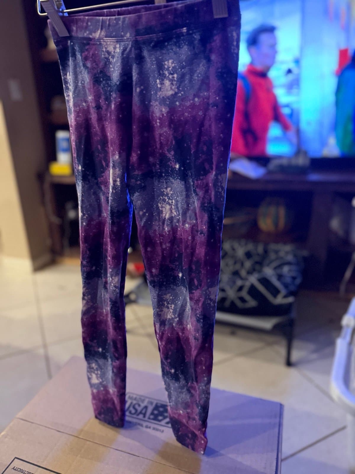 Spotted Zebra Galaxy Leggings Kids M(8)