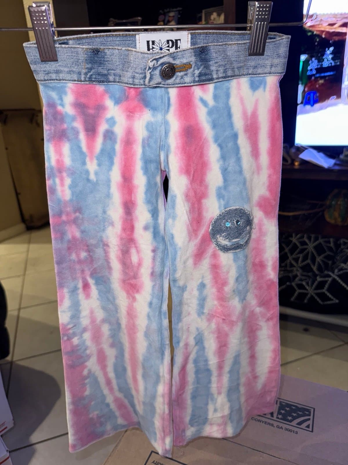 Hope Jeans Tie-Dye Pants Size 4/5 with Smiley Patch