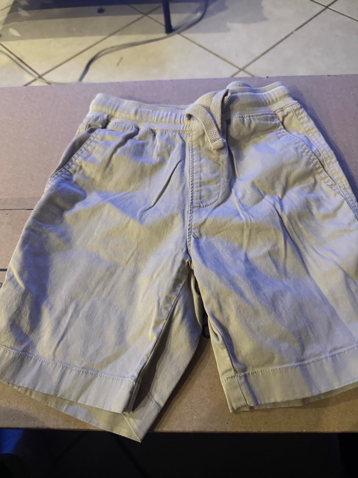 Crewcuts EVERYDAY khaki shorts size 6