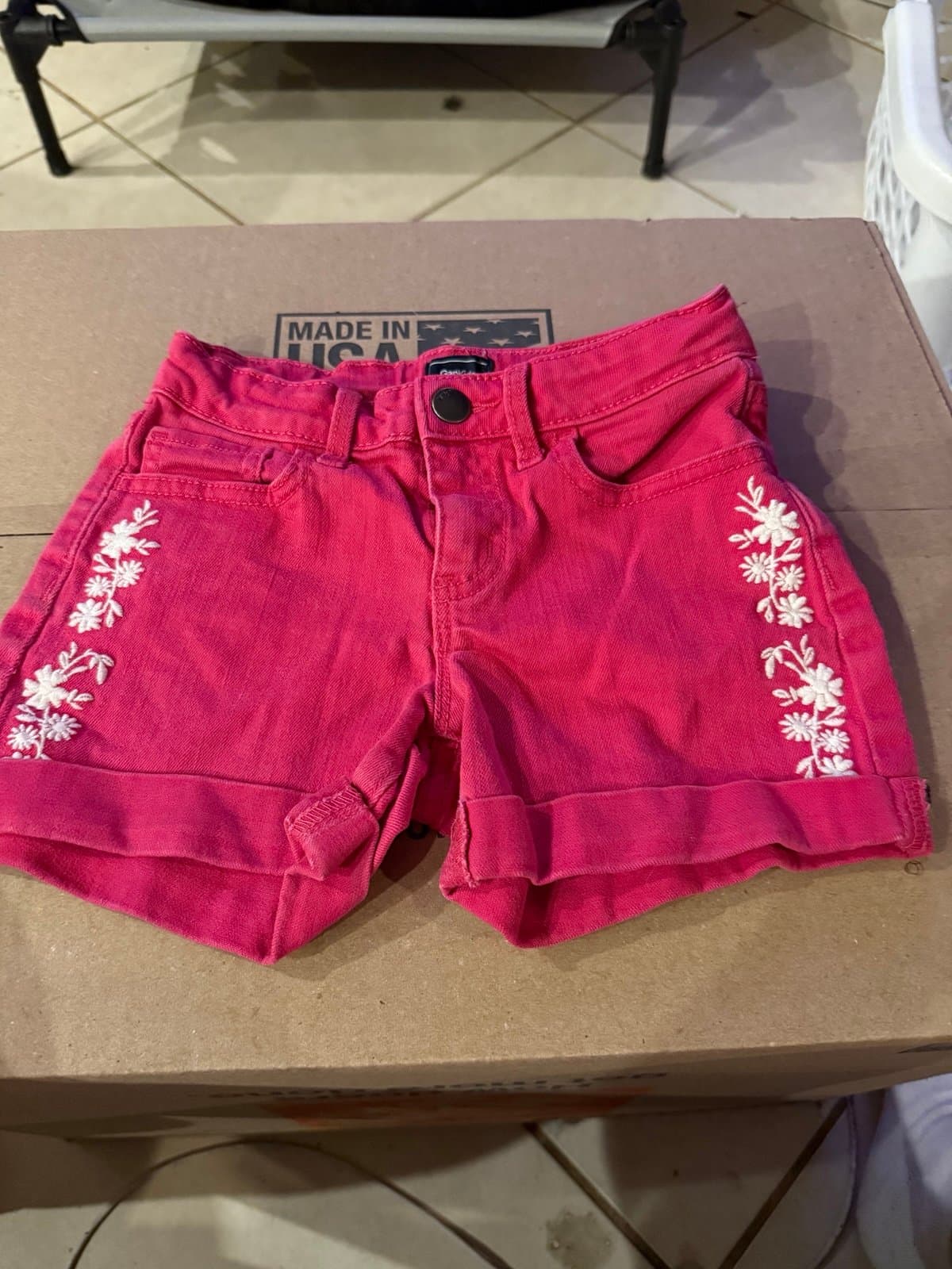 GapKids Pink Floral Denim Shorts Size 7
