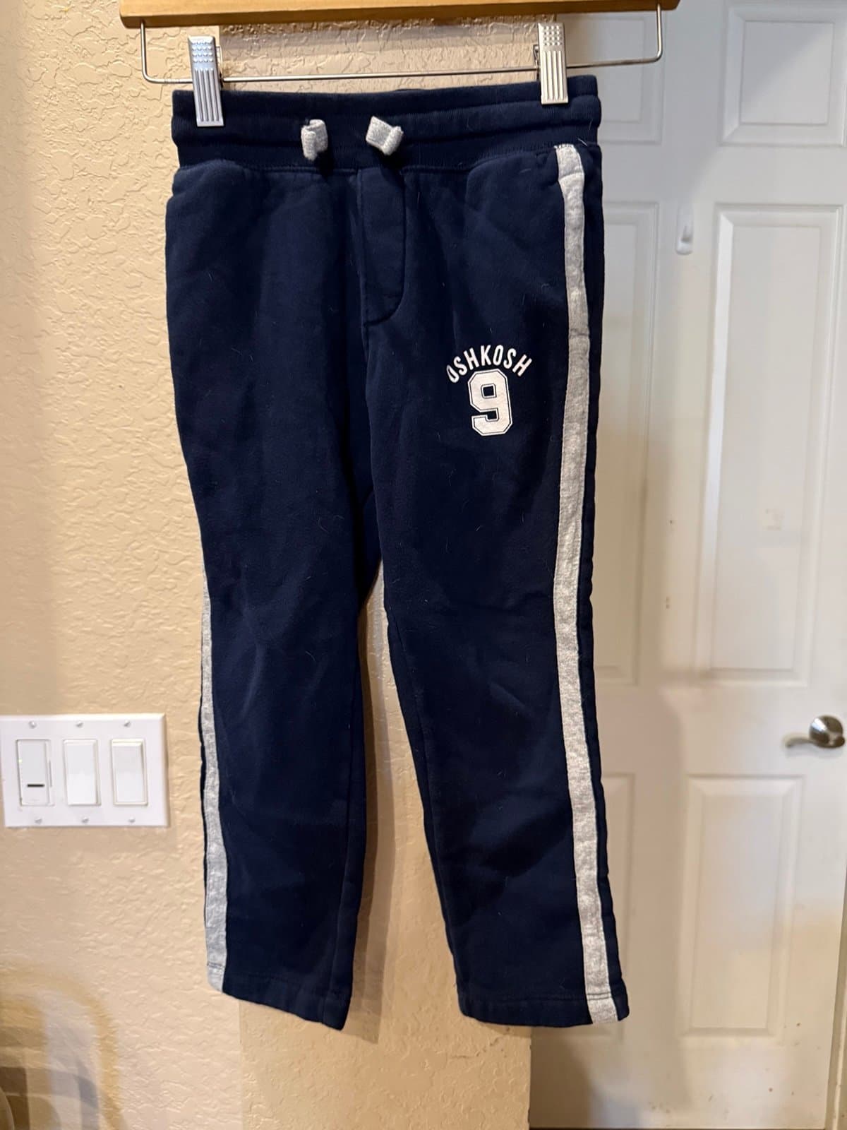 OshKosh B'gosh Navy Blue Sweatpants 5T