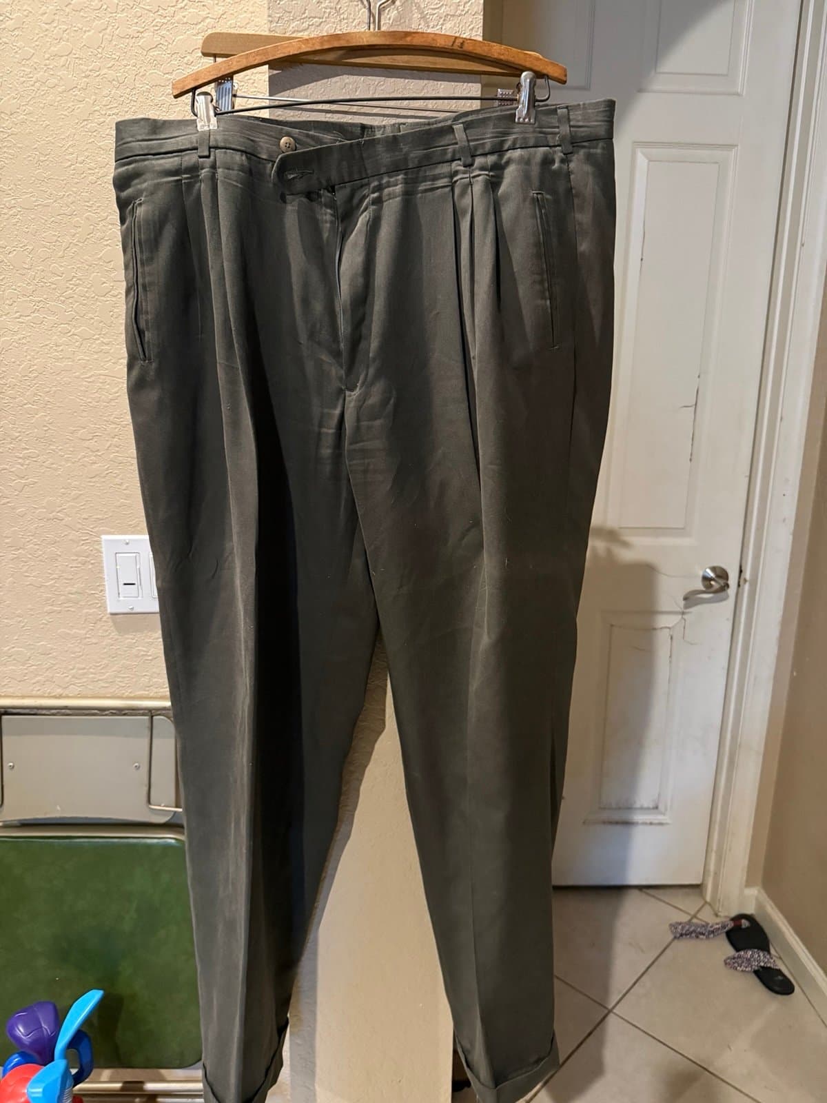 Perry Ellis Portfolio Men's Gray Dress Pants