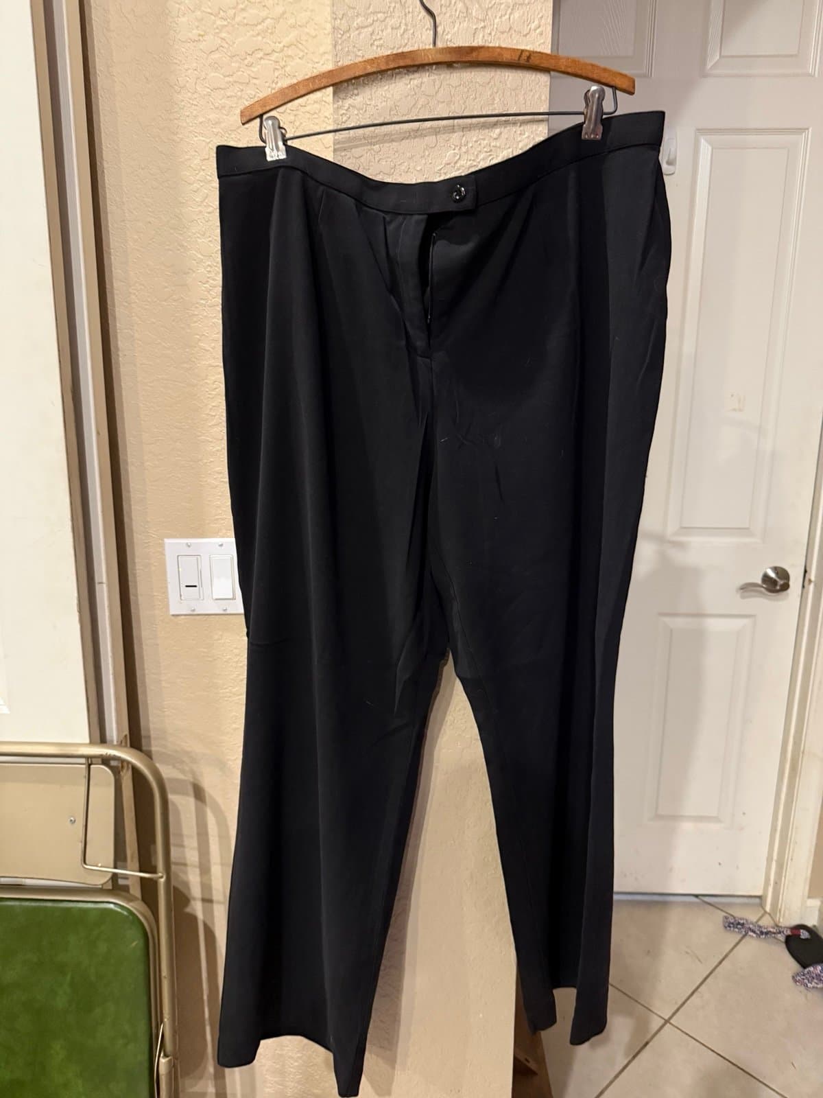 East 5th Woman Secretly Slender Black Pants 20W