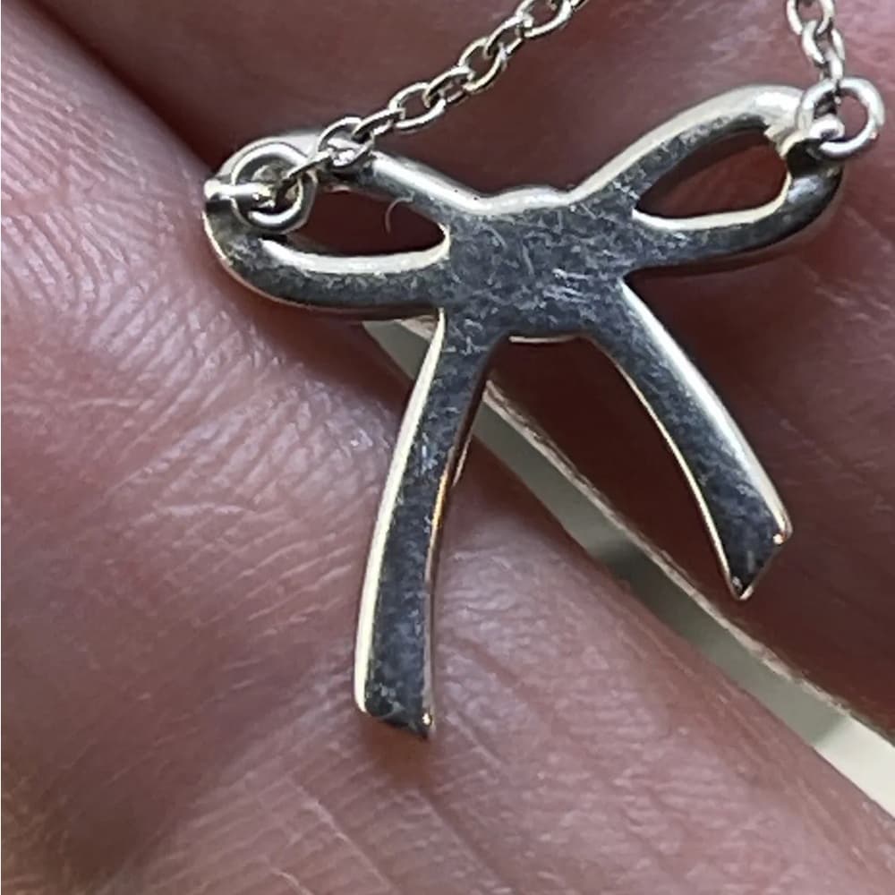TIFFANY & Co. Bow Mini Ribbon Sterling Silver Charm Pendant Necklace 16”
