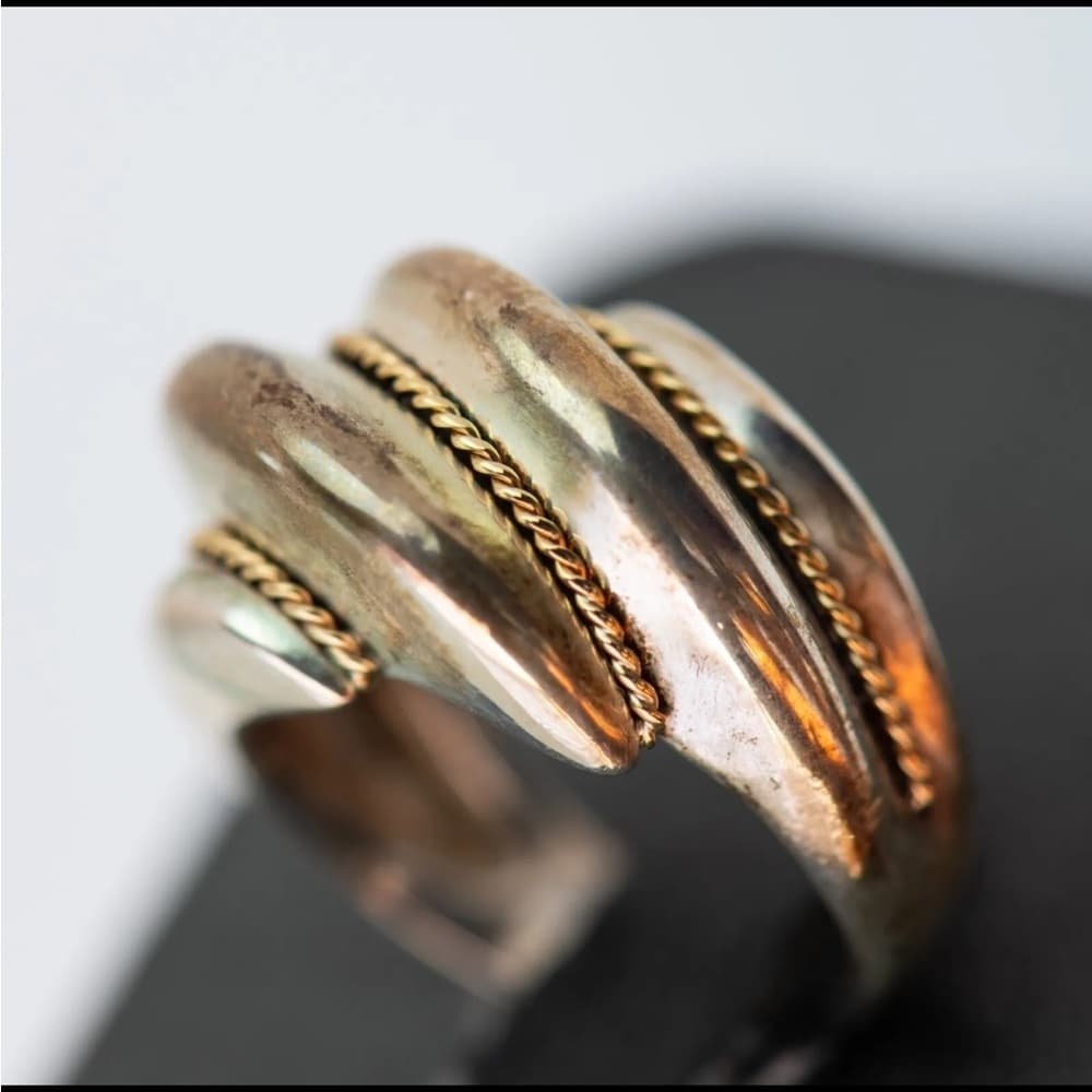 VINTAGE TIFFANY & CO. COCKTAIL RING, 18K AND STERLING SILVER SZ 6.25