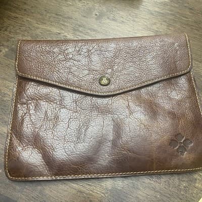Patricia Nash Leather Envelope Clutch Pouch Brown Zip Pocket