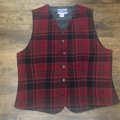 Pendleton Vintage Womens Vest ButtonUp Size 8 100 Percent Virgin Wool USA Made