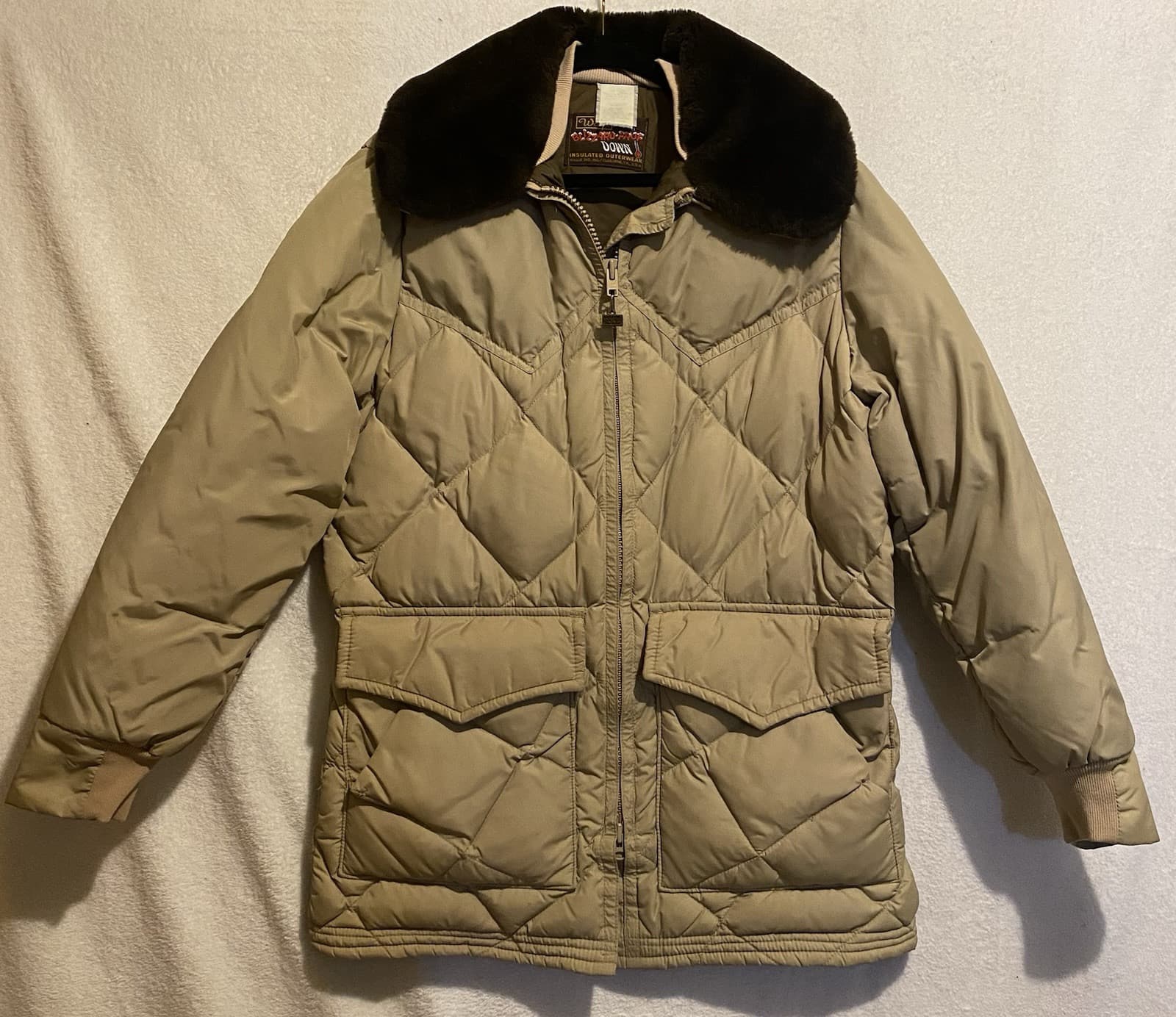Vintage Walls Down Puffer Western Faux Fur Collar Jacket Made In USA