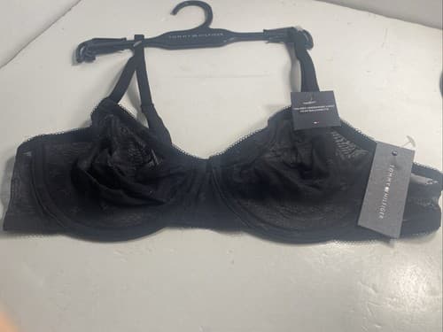 Tommy Hilfiger Black Lace Underwire Bra NWT