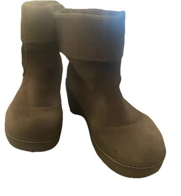 Crocs Cobbler Suede Leather Ankle Pull On Boots Women sz 8 Festival