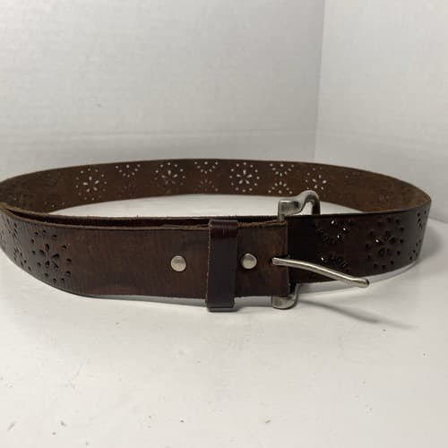 Aeropostale Brown Leather Belt. Sz Large 42” Length.