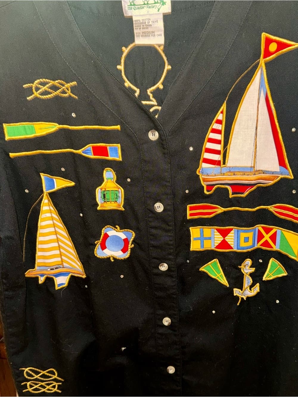 ✨VINTAGE✨Nautical Embroidered Black Button-Up Shirt size medium summer