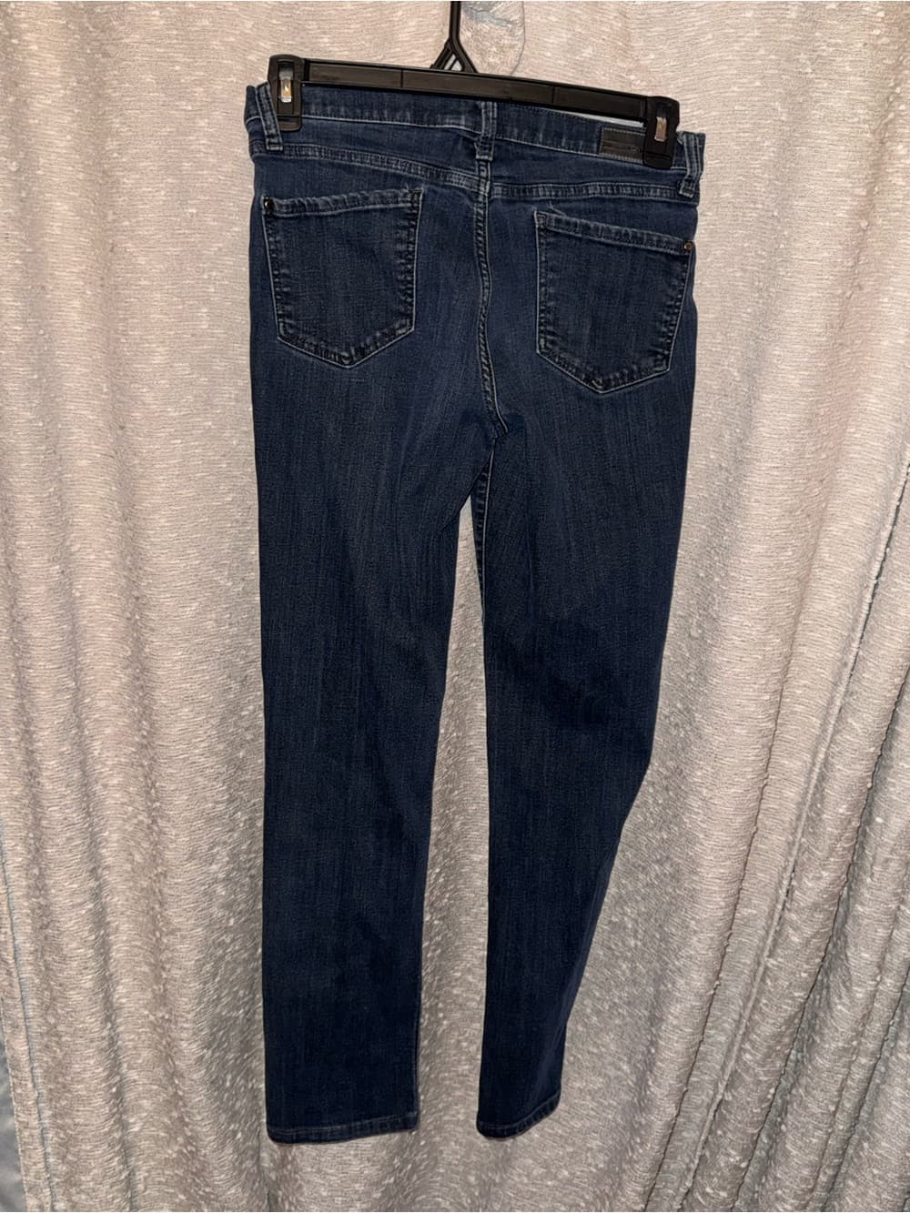 DKNY Dark Blue Skinny Straight Leg Jeans SOHO skinny size 8 mid rise 5 pocket