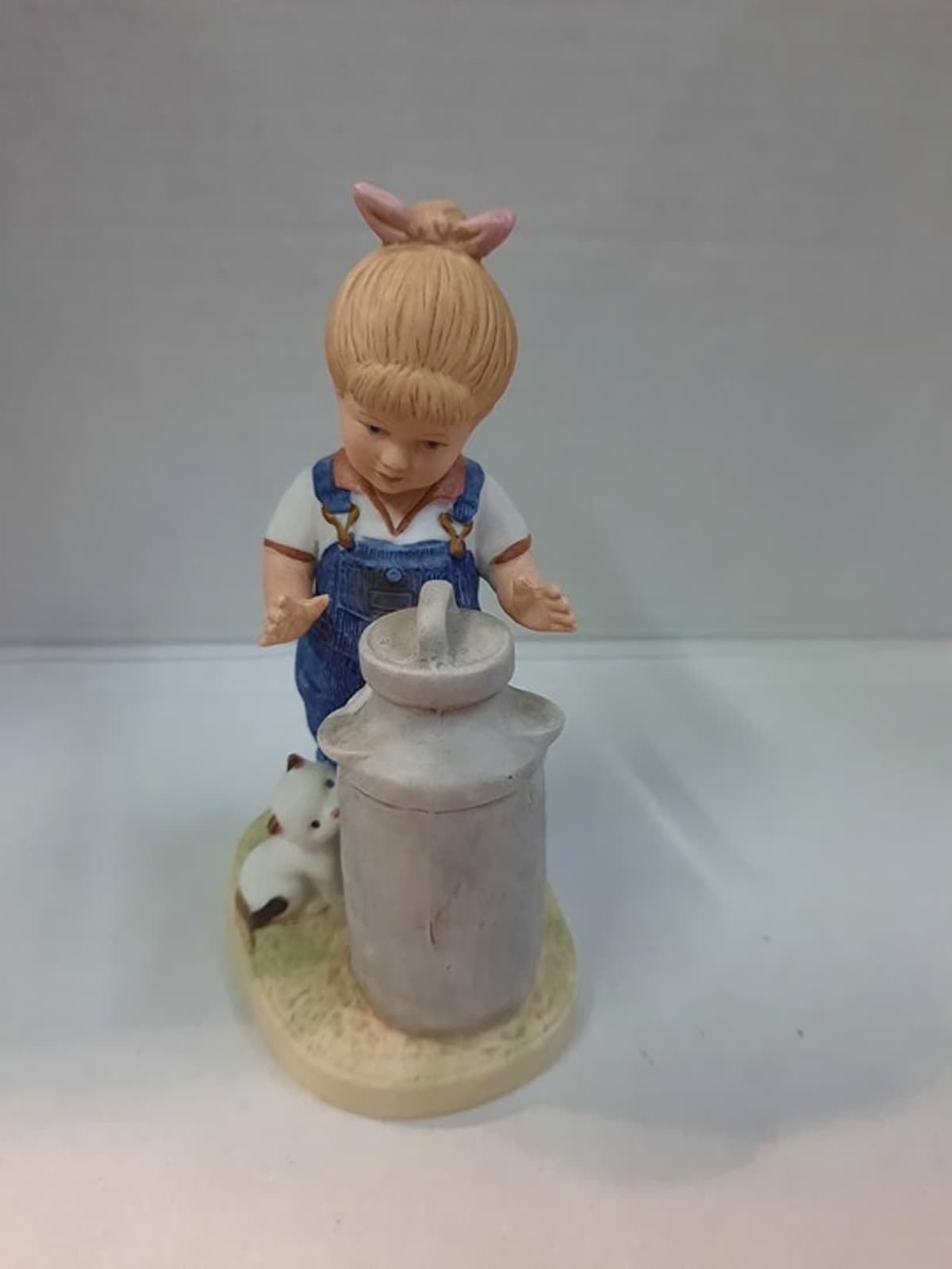 1985 "Denim Days" "Morning Chores" Debby with Cat & Milk Can Home Interior #1501