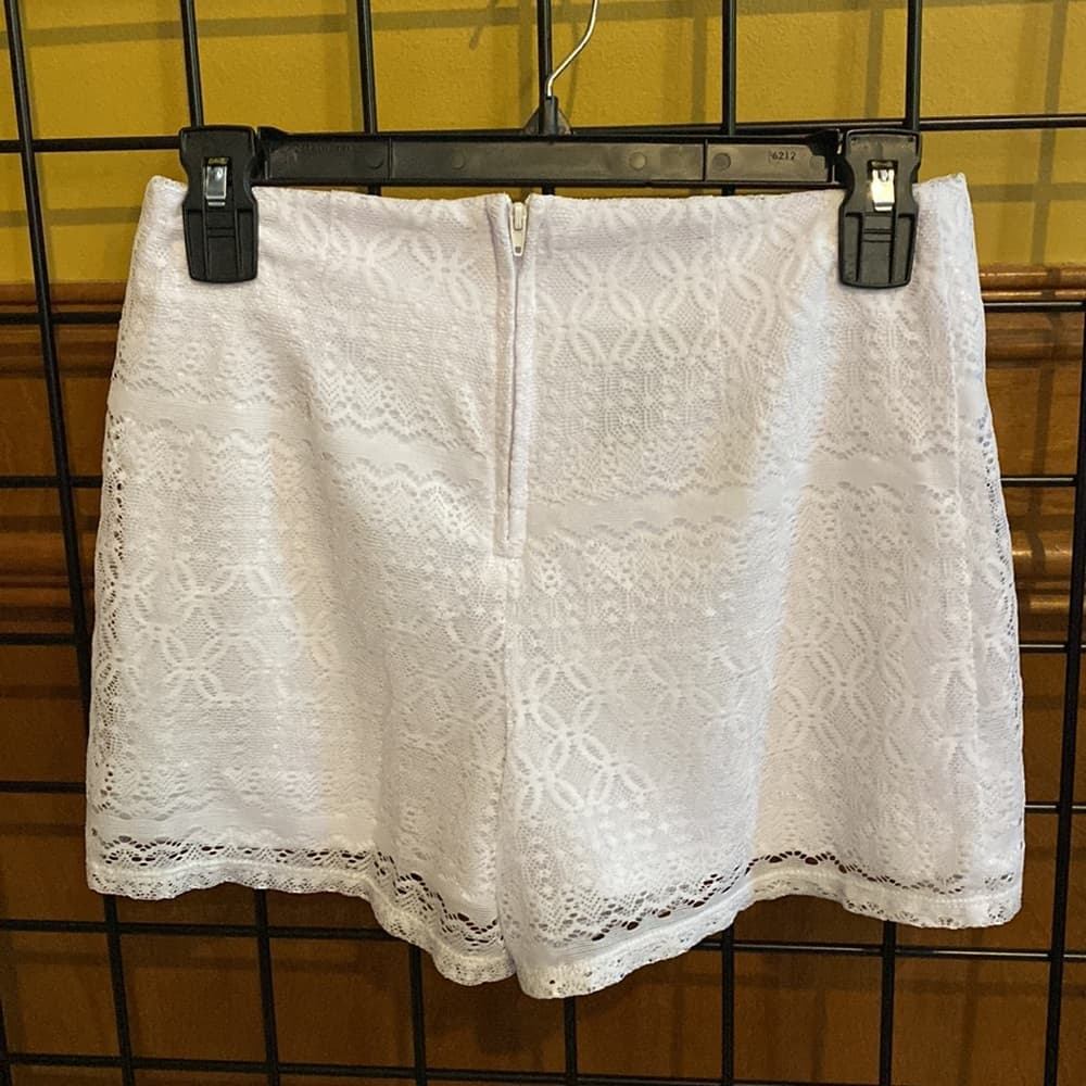 White lace shorts