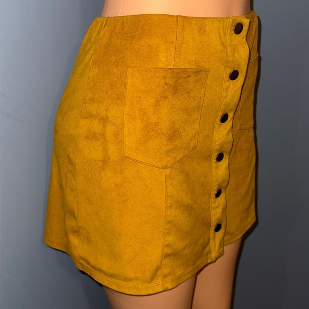 Forever 21 Mustard Faux Suede Button-Front Skirt - Size Medium