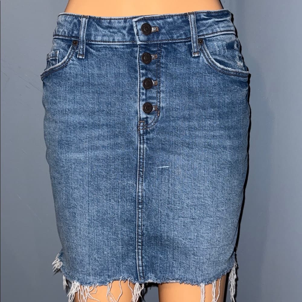 Old Navy Denim Skirt With Button Fly Closure- Size 10