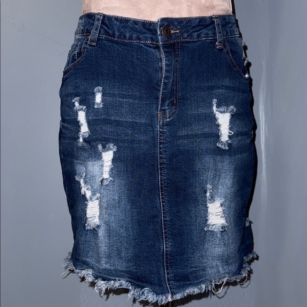 Wax Jeans Distressed Denim Mini Skirt – Size 2XL