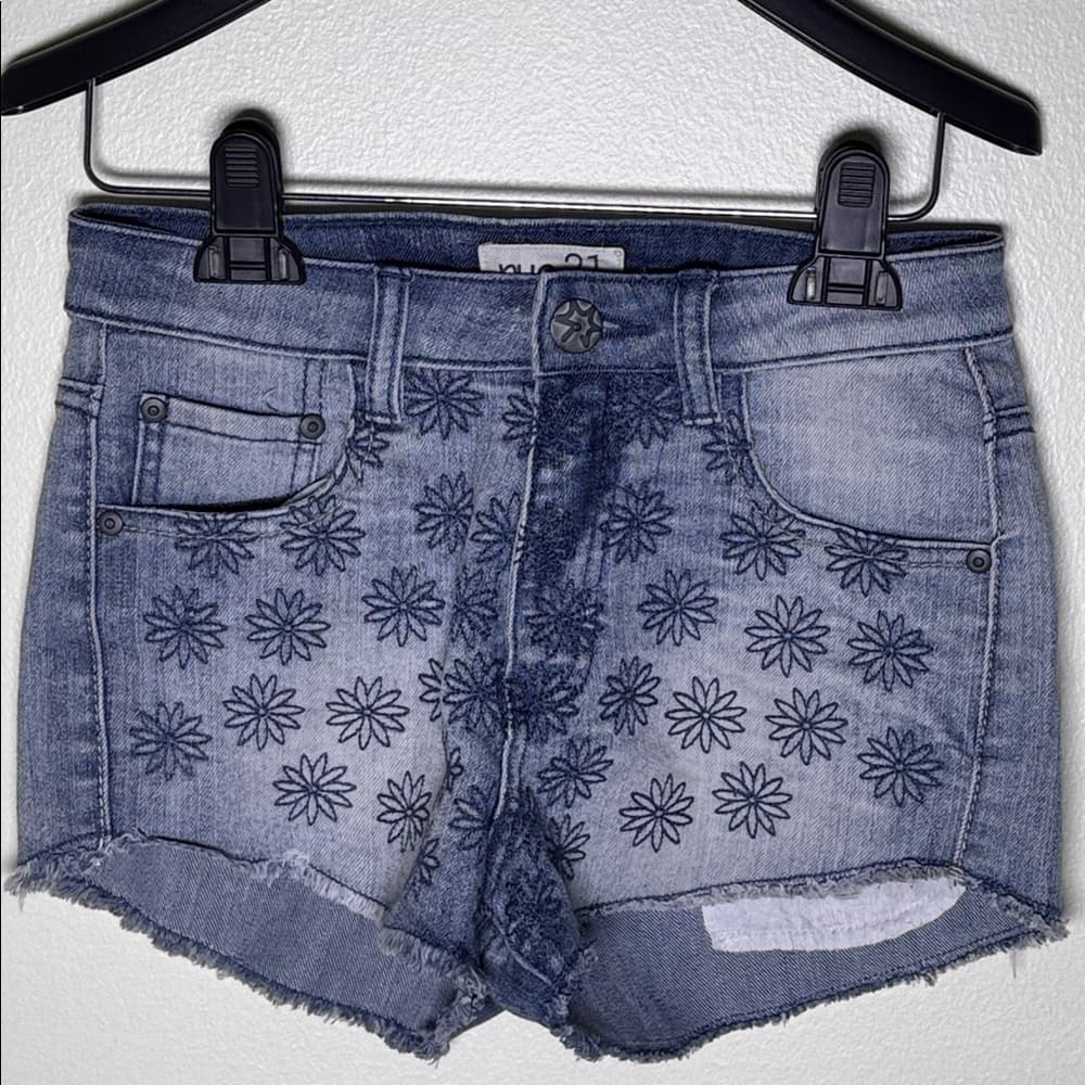 Rue 21 shorts