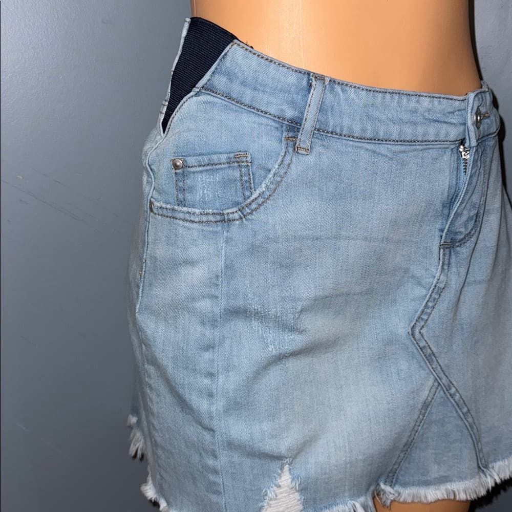 Lux Essential Denim Skirt - Size Large