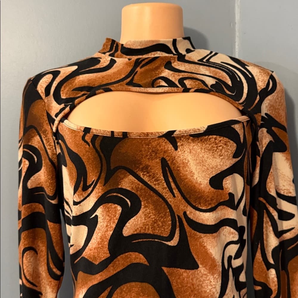 Trendy Fashion Nova Abstract Print Dress - Size Large