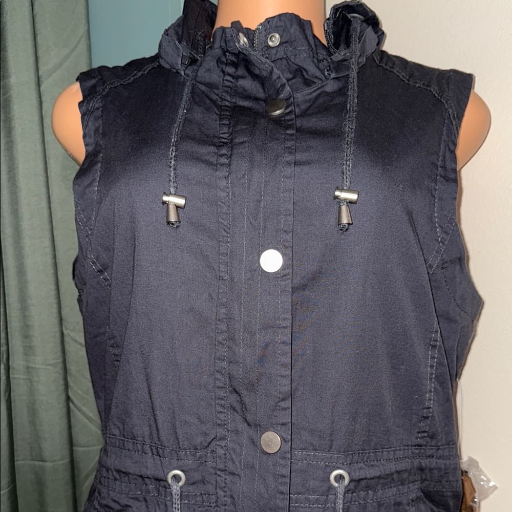YMI Dark Gray Sleeveless Vest