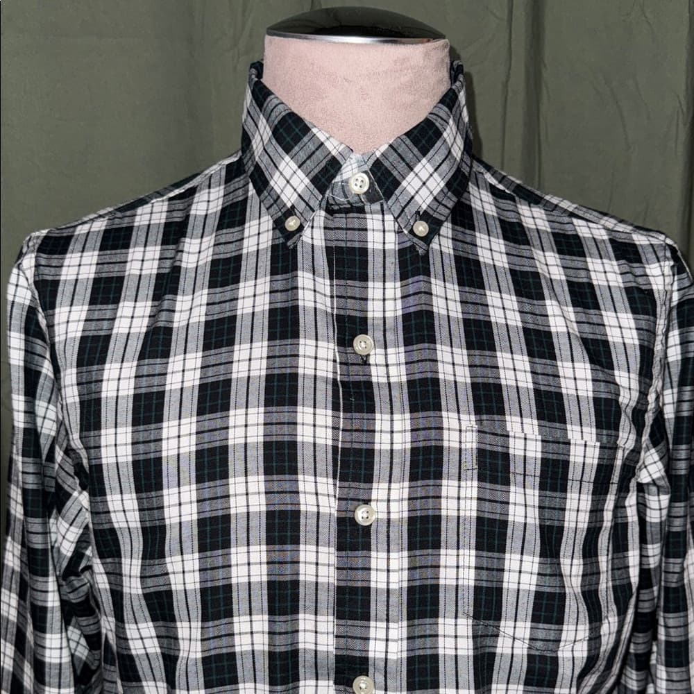 Chaps Black and White Plaid Button Down Shirt