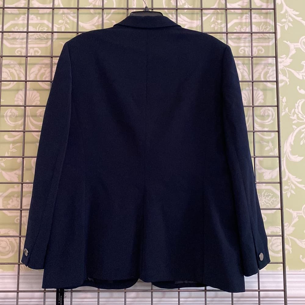 Men’s navy blue Tahari suit jacket