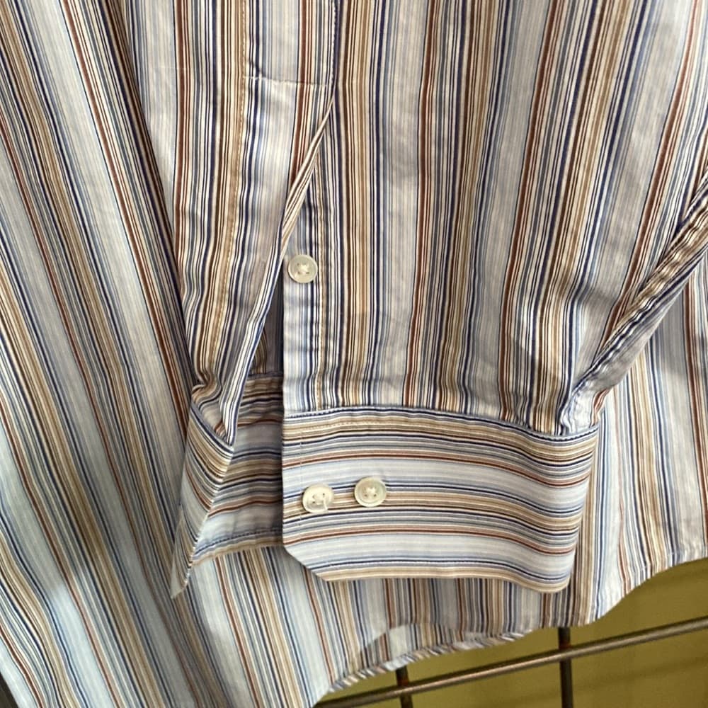 Men’s Banana Republic button down shirt